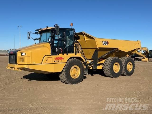 CAT 730 鉸接式起吊車