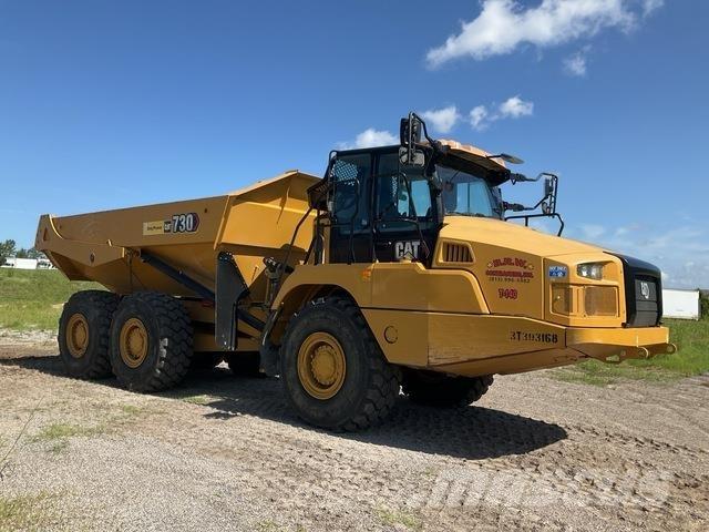 CAT 730 鉸接式起吊車