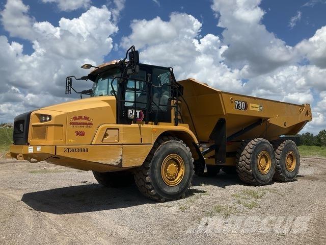 CAT 730 鉸接式起吊車