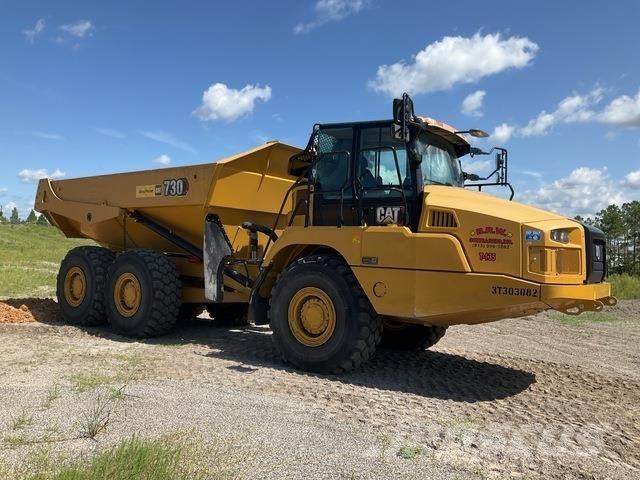 CAT 730 鉸接式起吊車