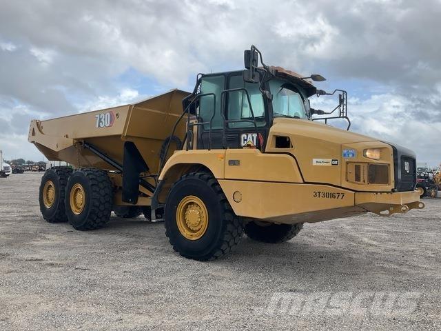 CAT 730 鉸接式起吊車