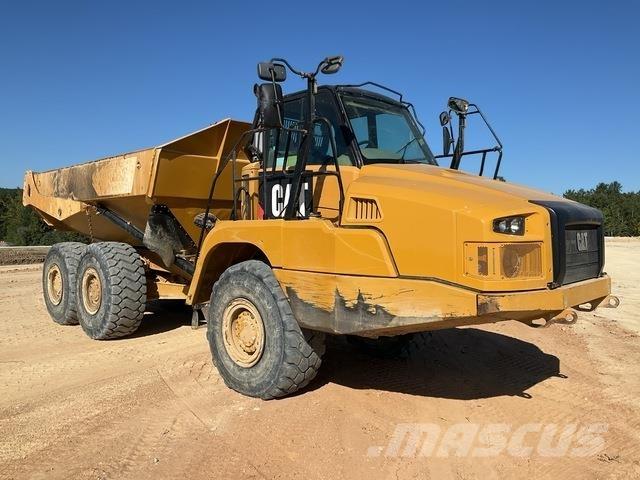 CAT 730C2 鉸接式起吊車