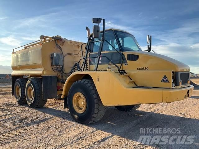 CAT 735 水車
