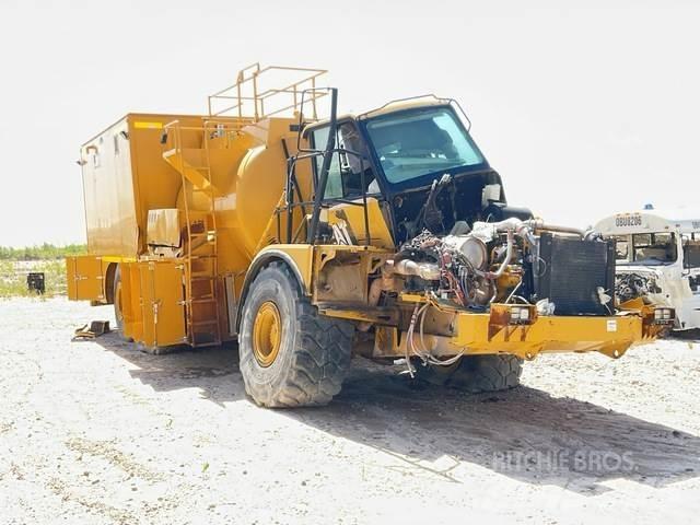 CAT 740B 運油車