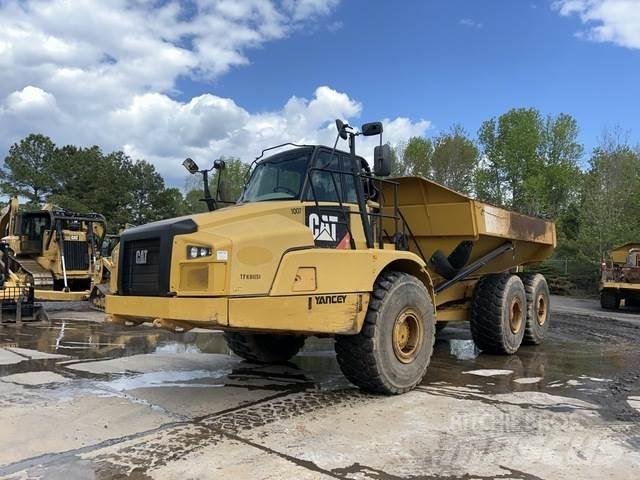 CAT 745C 鉸接式起吊車