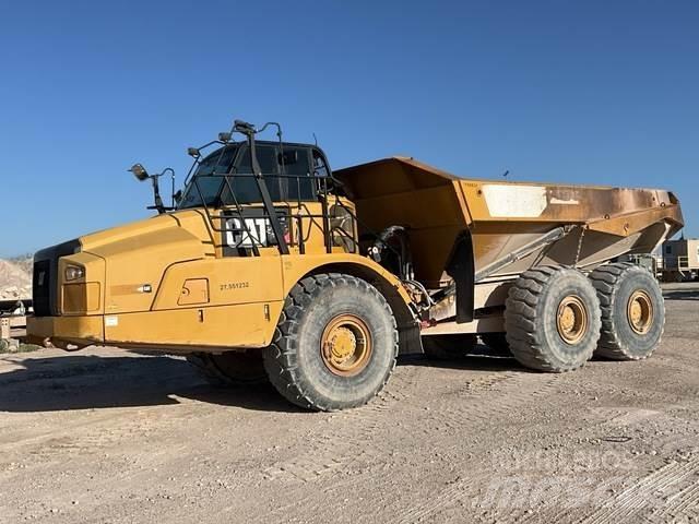 CAT 745C 鉸接式起吊車