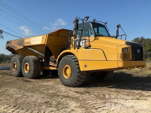 CAT 745C 鉸接式起吊車