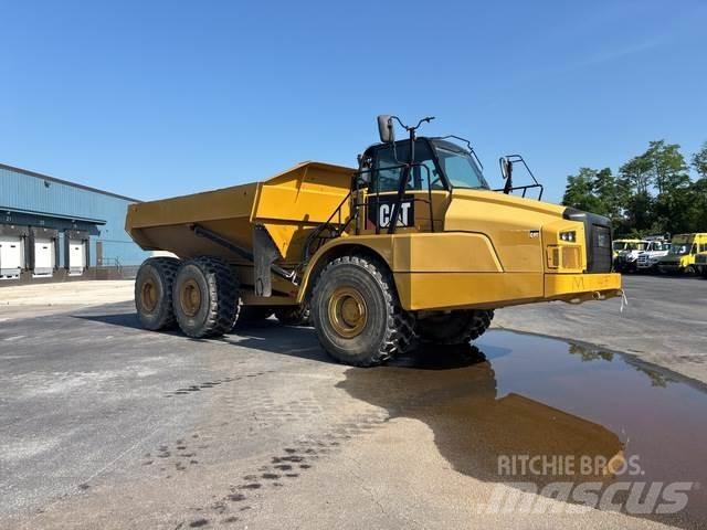 CAT 745C 鉸接式起吊車