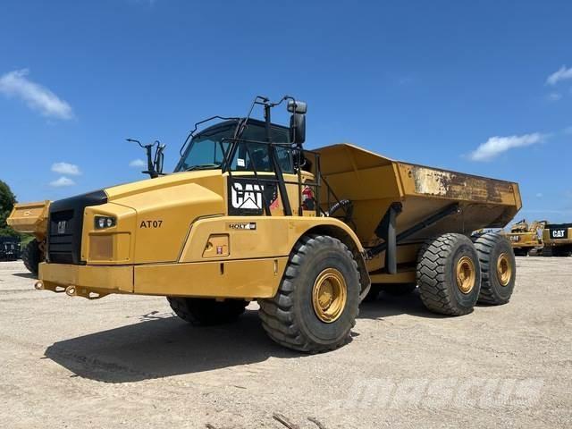 CAT 745C 鉸接式起吊車