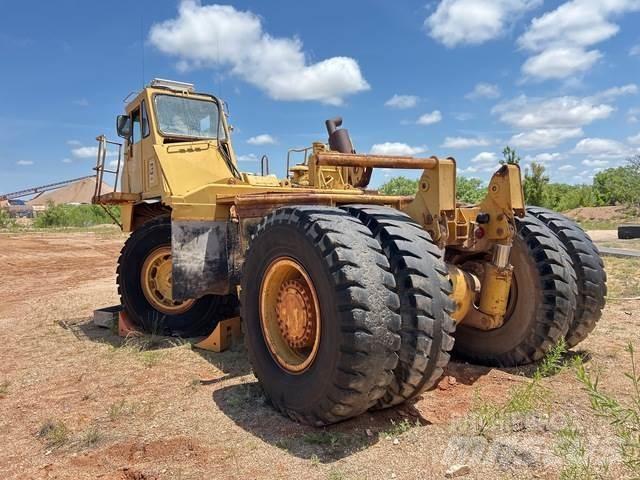 CAT 768C 鉸接式起吊車