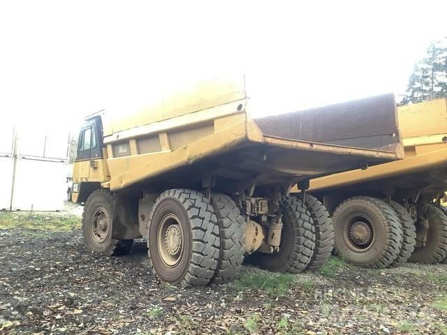 CAT 769D 鉸接式起吊車