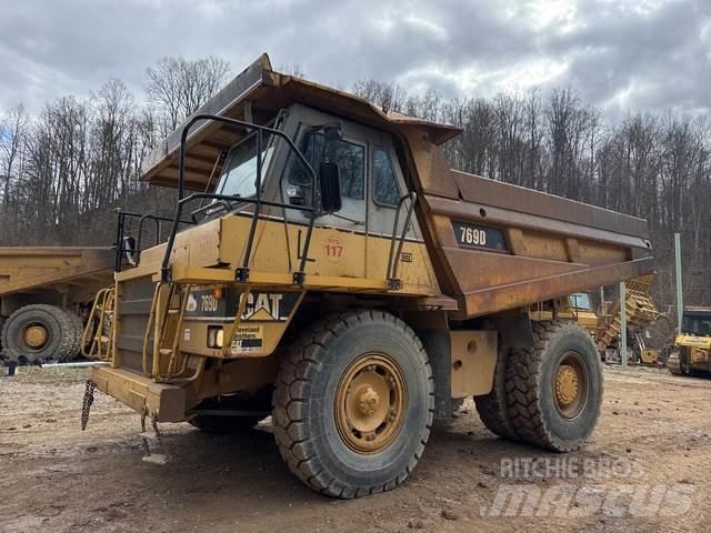 CAT 769D 鉸接式起吊車