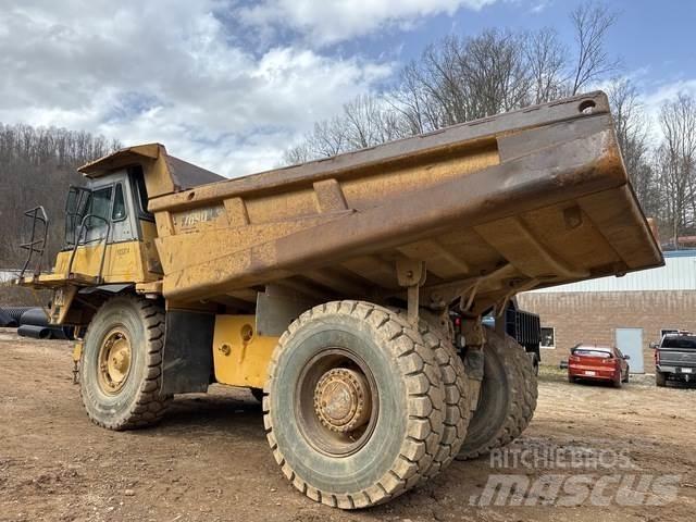 CAT 769D 鉸接式起吊車