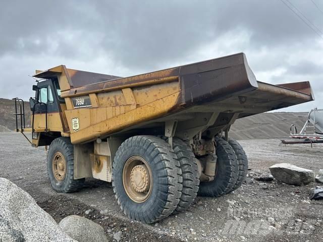 CAT 769D 鉸接式起吊車