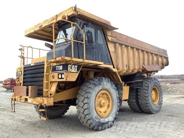 CAT 773B 鉸接式起吊車