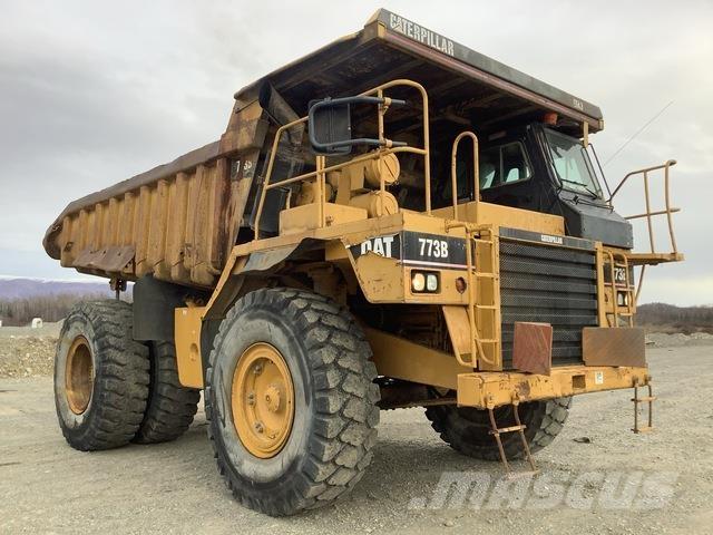 CAT 773B 鉸接式起吊車
