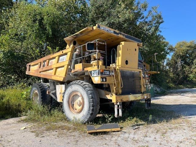 CAT 773D 鉸接式起吊車