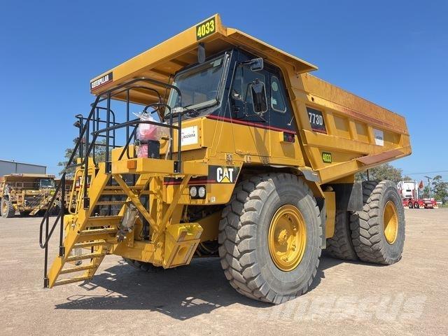 CAT 773D 鉸接式起吊車