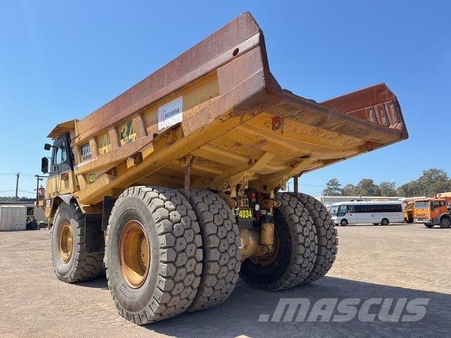 CAT 773D 鉸接式起吊車