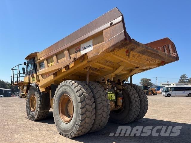 CAT 773D 鉸接式起吊車