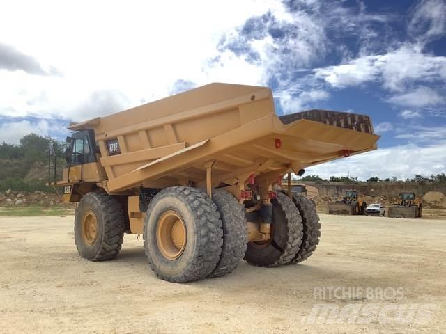 CAT 773E 鉸接式起吊車