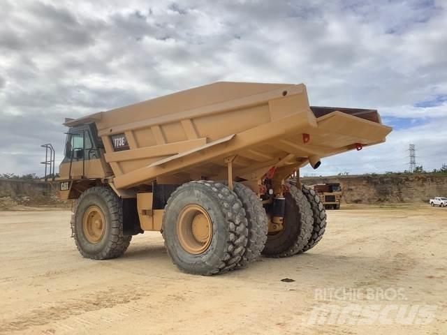 CAT 773E 鉸接式起吊車