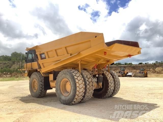 CAT 773E 鉸接式起吊車