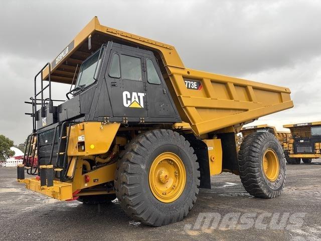 CAT 773E 鉸接式起吊車