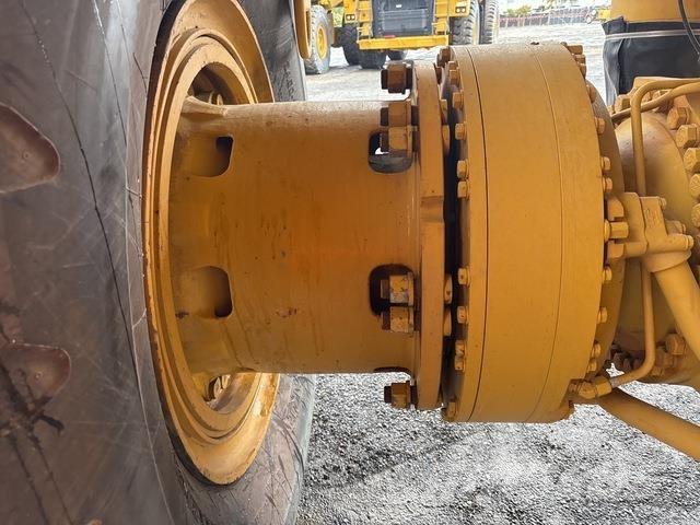 CAT 773E 鉸接式起吊車