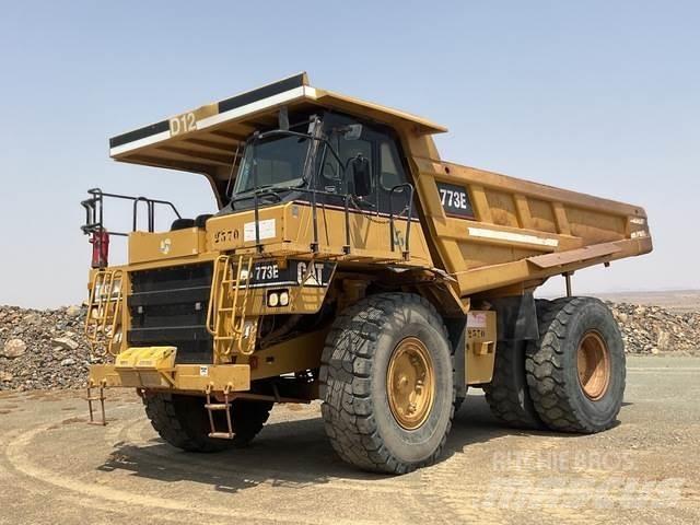 CAT 773E 鉸接式起吊車