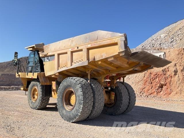 CAT 773F 鉸接式起吊車