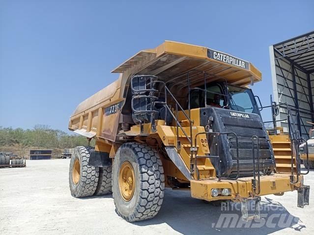 CAT 773F 鉸接式起吊車