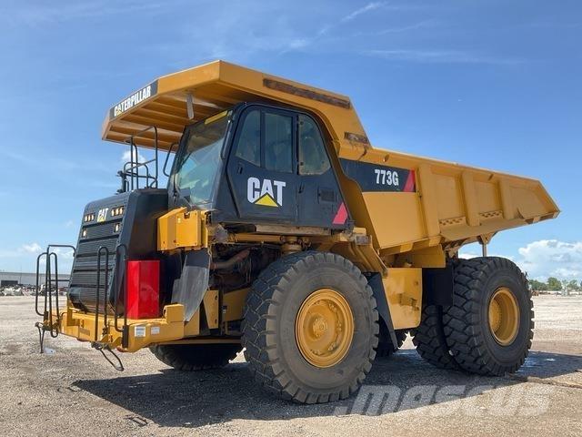CAT 773G 鉸接式起吊車