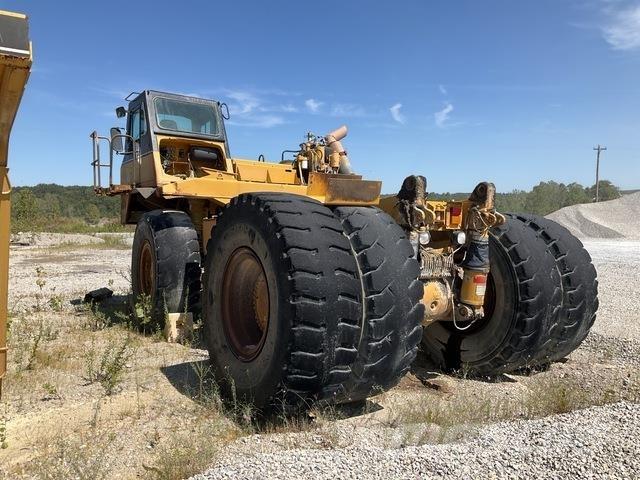 CAT 775E 鉸接式起吊車