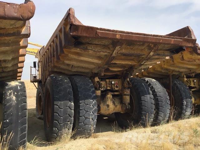 CAT 777 鉸接式起吊車