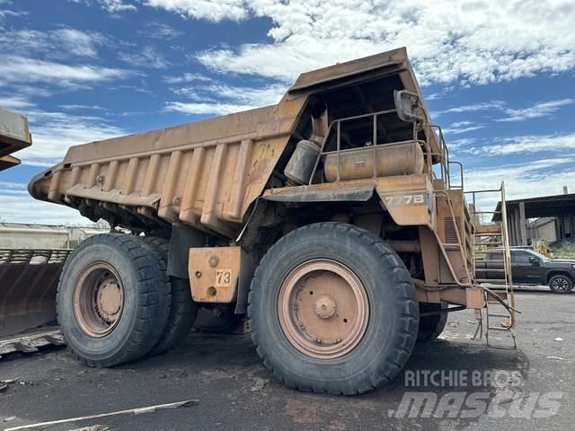 CAT 777B 鉸接式起吊車