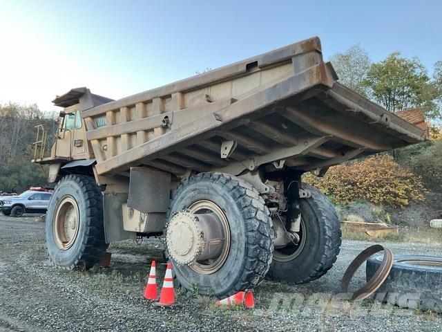 CAT 777C 鉸接式起吊車