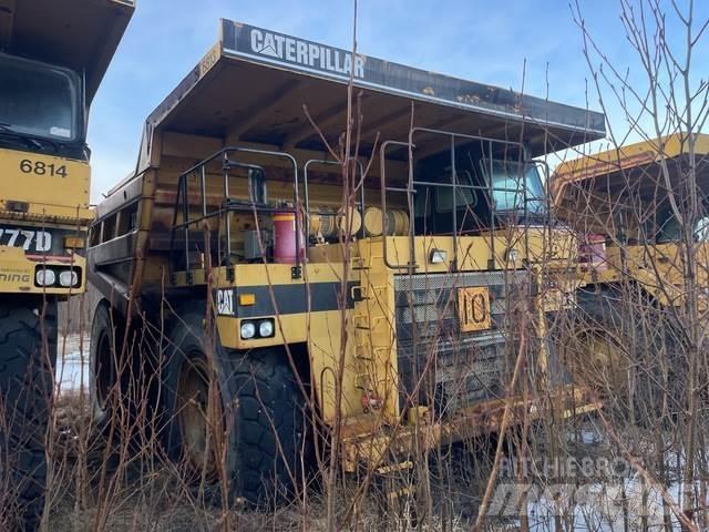 CAT 777D 鉸接式起吊車
