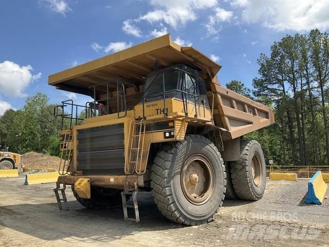 CAT 777D 鉸接式起吊車