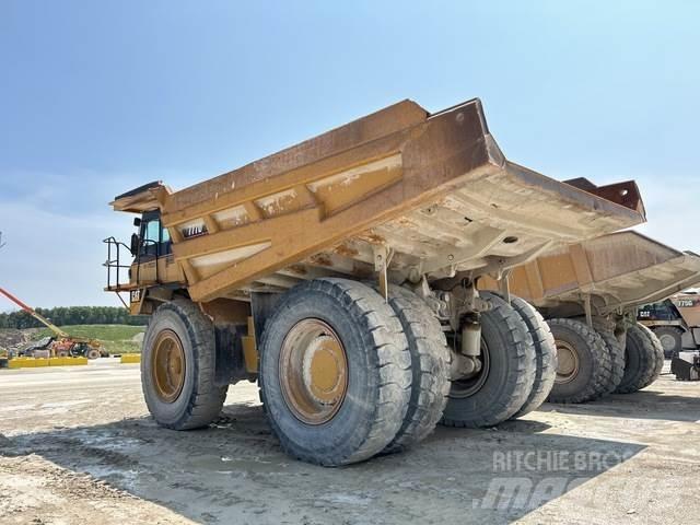 CAT 777D 鉸接式起吊車