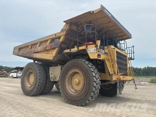 CAT 777D 鉸接式起吊車