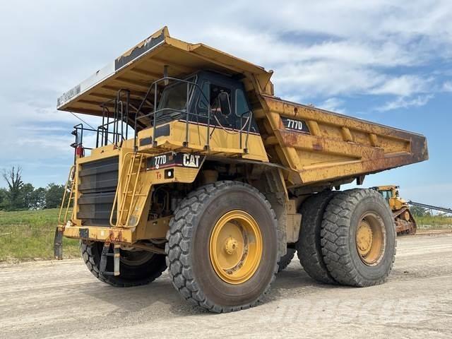 CAT 777D 鉸接式起吊車