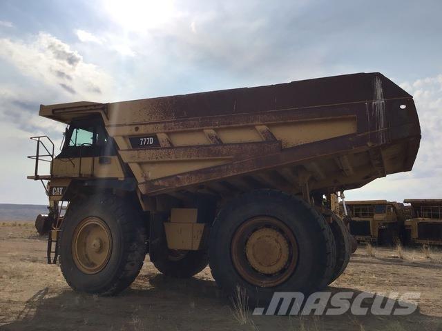 CAT 777D 鉸接式起吊車