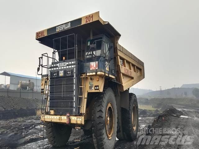 CAT 777E 鉸接式起吊車