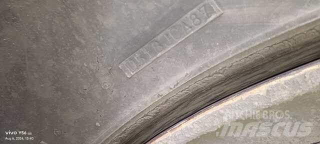 CAT 777E 鉸接式起吊車