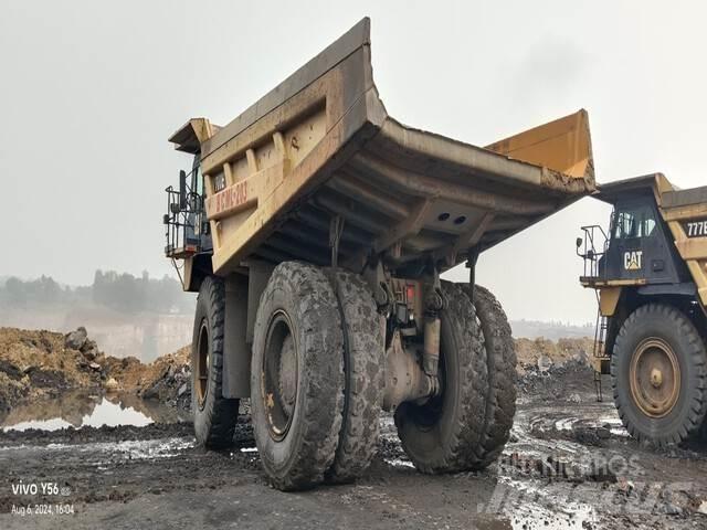 CAT 777E 鉸接式起吊車