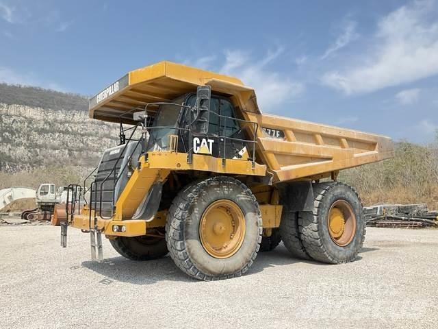 CAT 777F 鉸接式起吊車