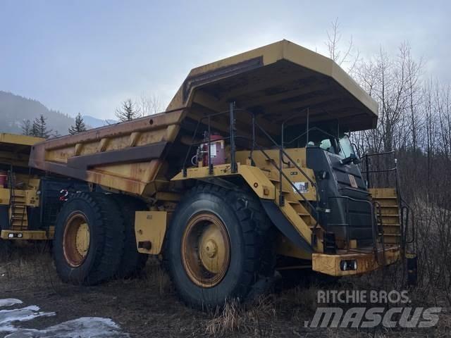 CAT 777F 鉸接式起吊車