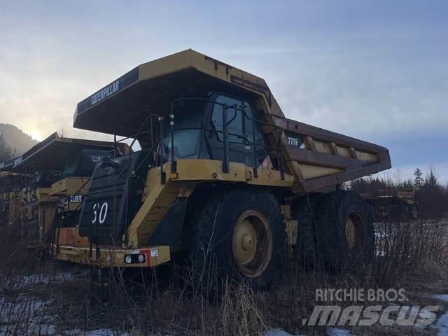 CAT 777F 鉸接式起吊車