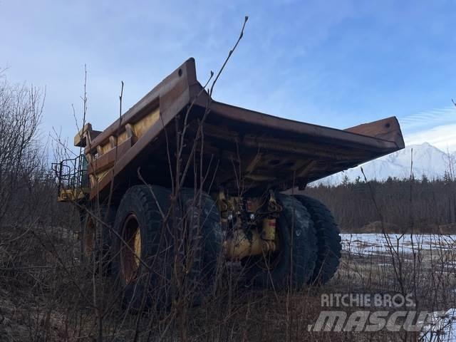 CAT 777F 鉸接式起吊車
